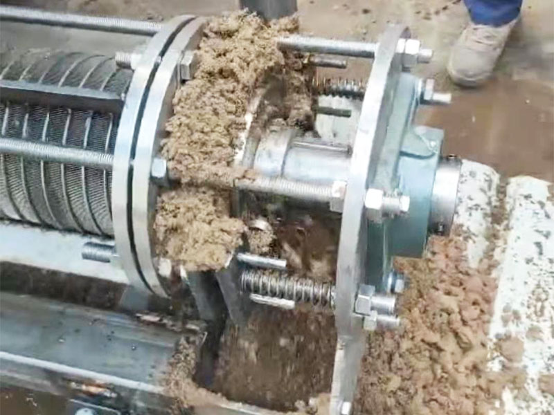 污水處理螺旋擠壓機(jī)